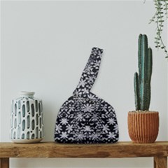 Gothic Leaf Pattern 3 Japanese Wrist Knot Bag