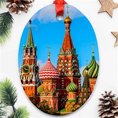 Moscow Kremlin And St  Basil Cathedral Ornament (oval)