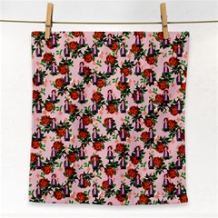 Fiola Pattern Pink Face Towel
