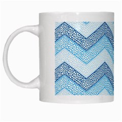 Seamless Pattern Of Cute Summer Blue Line Zigzag White Mug