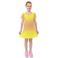 Electric Yellow To Coral Pink Bilinear Gradient Kids  Short Sleeve Velvet Dress