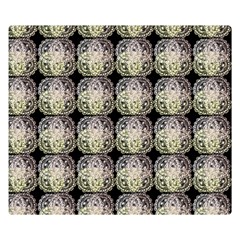 Doily Only Pattern Double Sided Flano Blanket (small) 