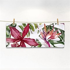 Botanical T- Shirt Botanical Majestic Counterfloor T- Shirt Hand Towel