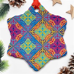 Colorful Floral Ornament, Floral Patterns Ornament (snowflake)
