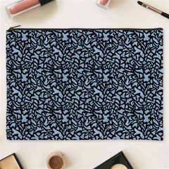 Blue Giraffe Pattern Cosmetic Bag (xxxl)