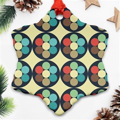 Circles Round Pattern Sphere Ball Ornament (snowflake)